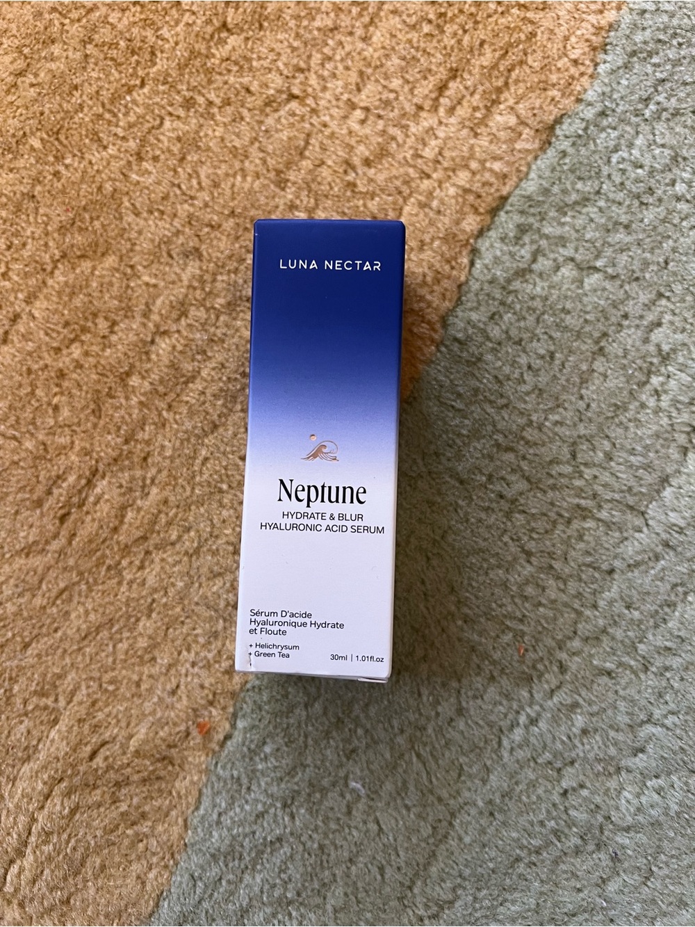 Neptune Hydrate & Blur Hyaluronic Acid Serum - Blue/White